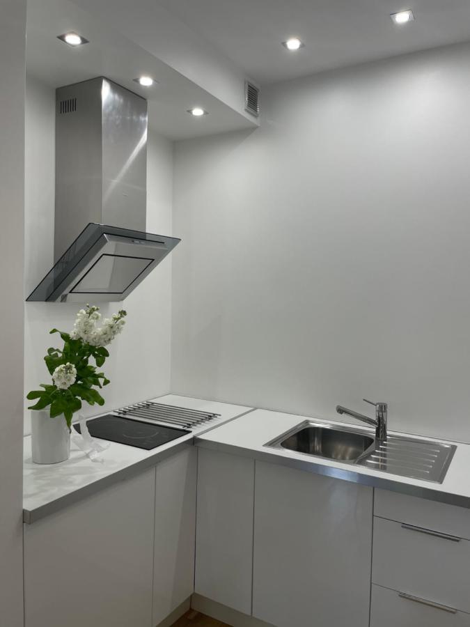 Apartament Przystan W Ustce - 120 M2 - 200 M Od Plazy Mickiewicza 2 우스트카 외부 사진