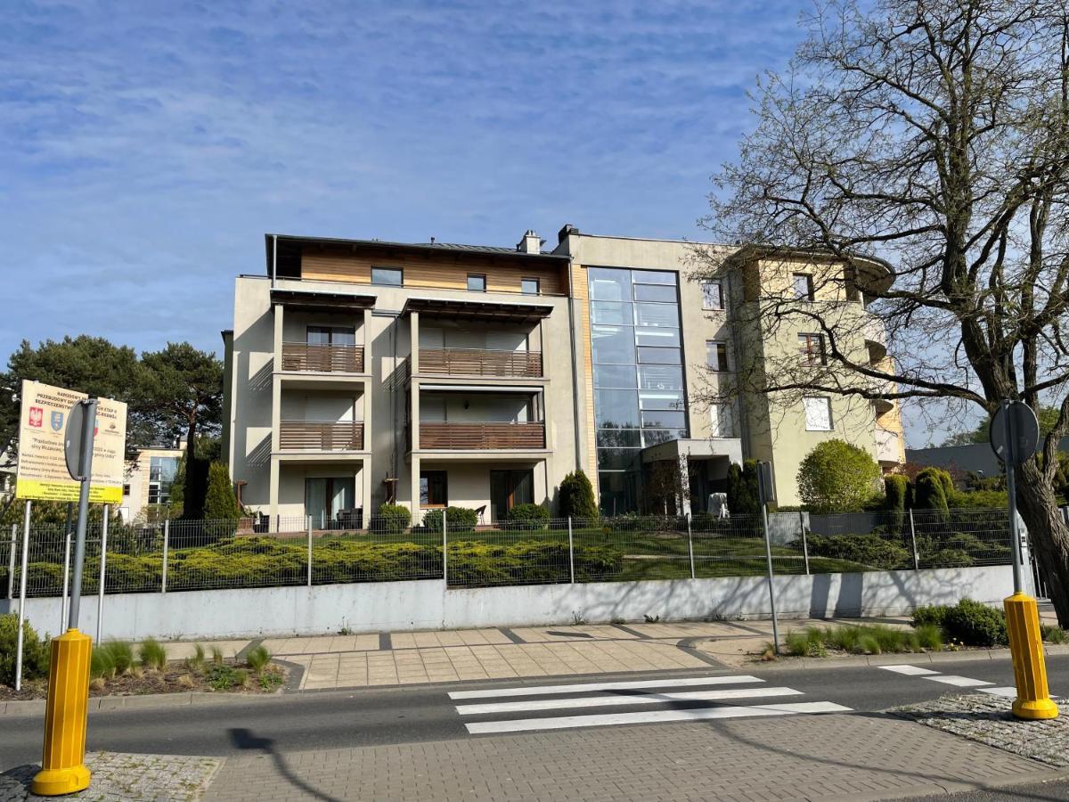 Apartament Przystan W Ustce - 120 M2 - 200 M Od Plazy Mickiewicza 2 우스트카 외부 사진