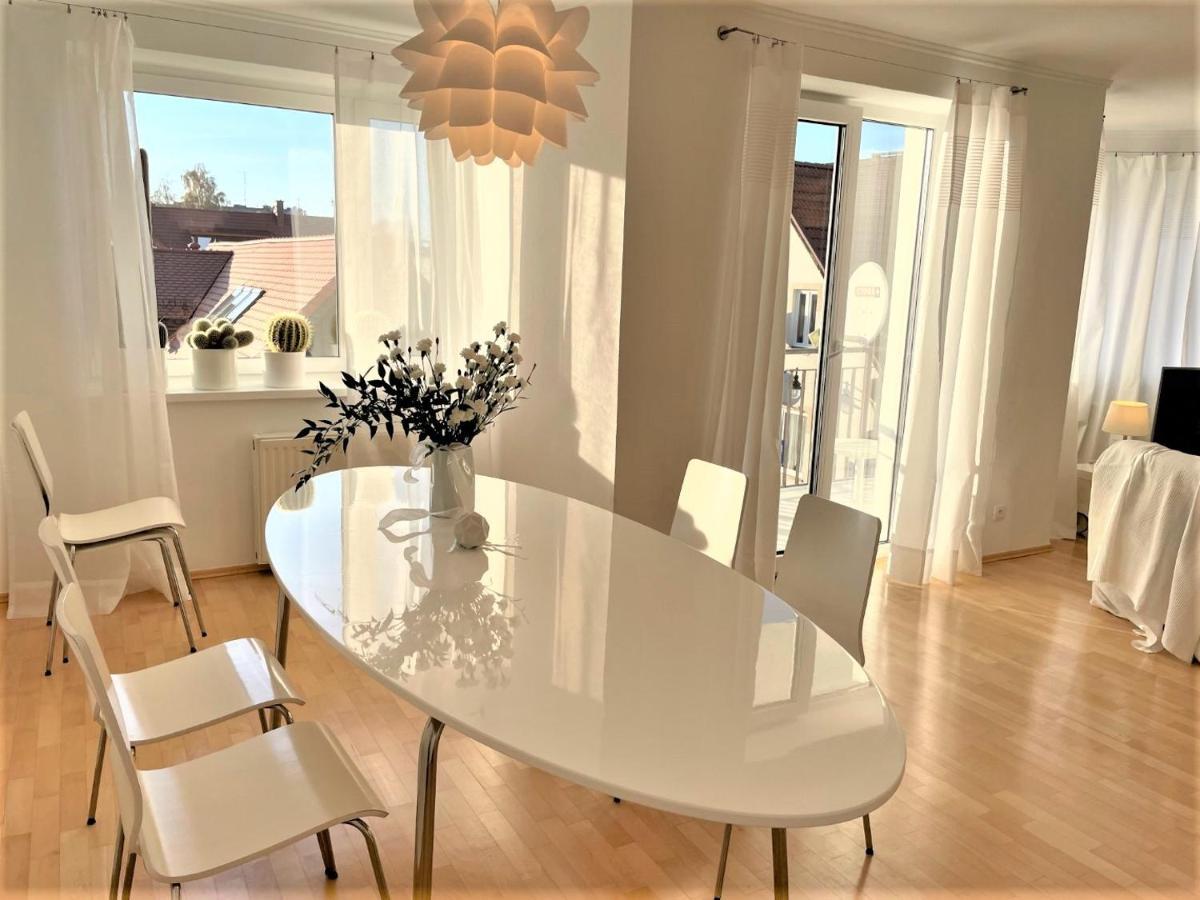 Apartament Przystan W Ustce - 120 M2 - 200 M Od Plazy Mickiewicza 2 우스트카 외부 사진