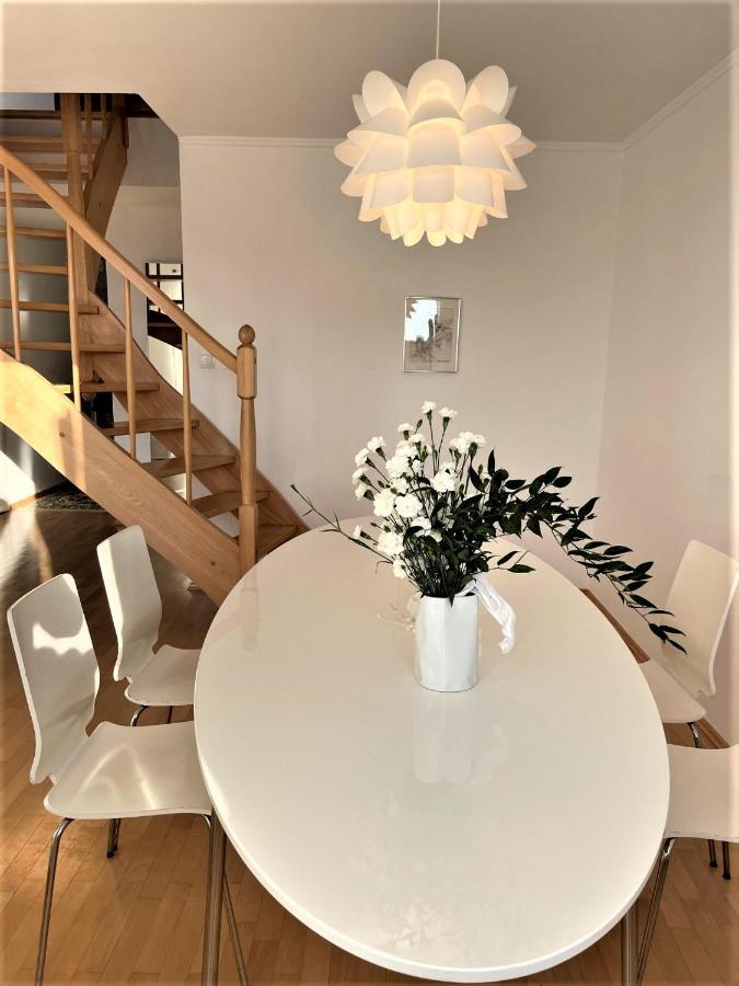 Apartament Przystan W Ustce - 120 M2 - 200 M Od Plazy Mickiewicza 2 우스트카 외부 사진