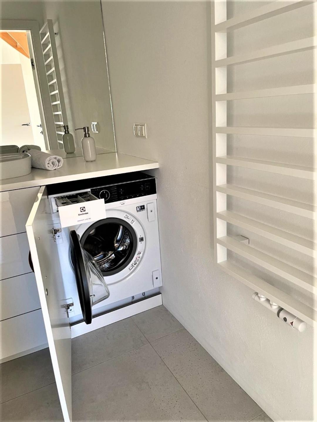 Apartament Przystan W Ustce - 120 M2 - 200 M Od Plazy Mickiewicza 2 우스트카 외부 사진